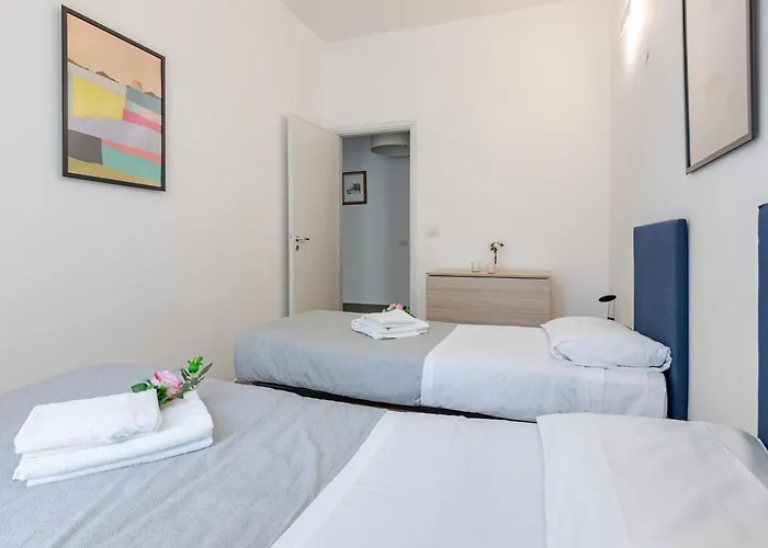 Brd 43 3- Ponte Vecchio, 3br Elevator Флоренция